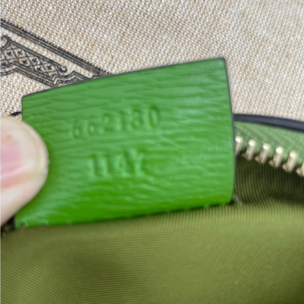 Unisex Gucci, leather case made in Italy - Picture 6 of 8